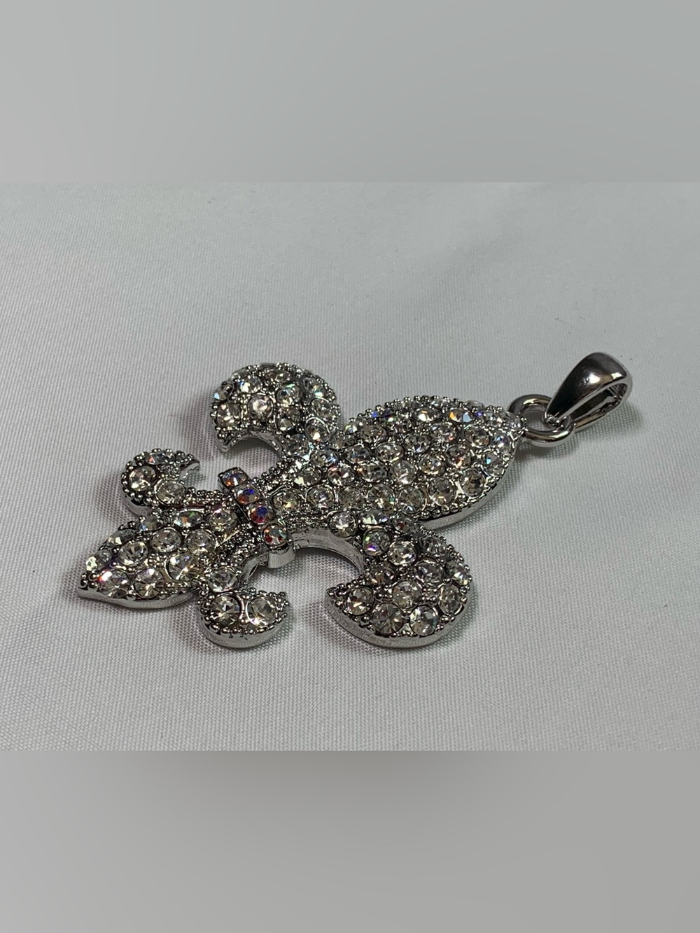 Fleur de Lis Aurora Clear Crystal Pendant Silver Tone Saints - Picture 3 of 9